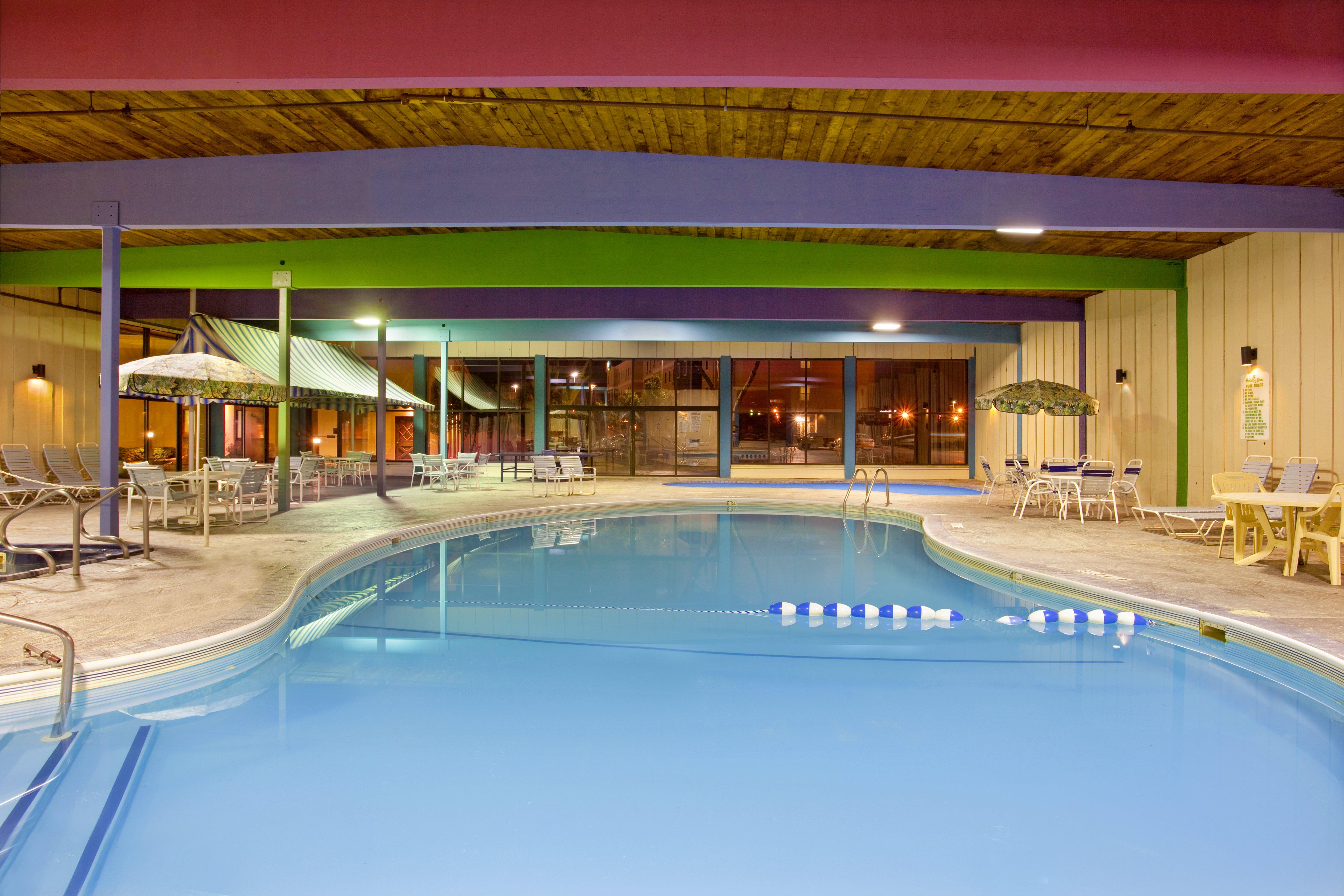 Holiday Inn Rockford, An Ihg Hotel Extérieur photo